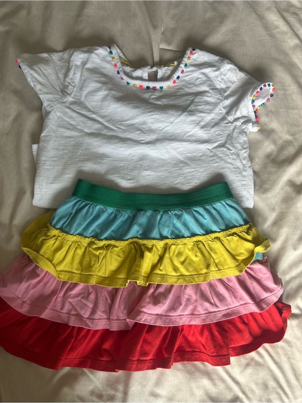 Mini Boden Multi-Color Tiered Ruffle Skirt - White Top Set